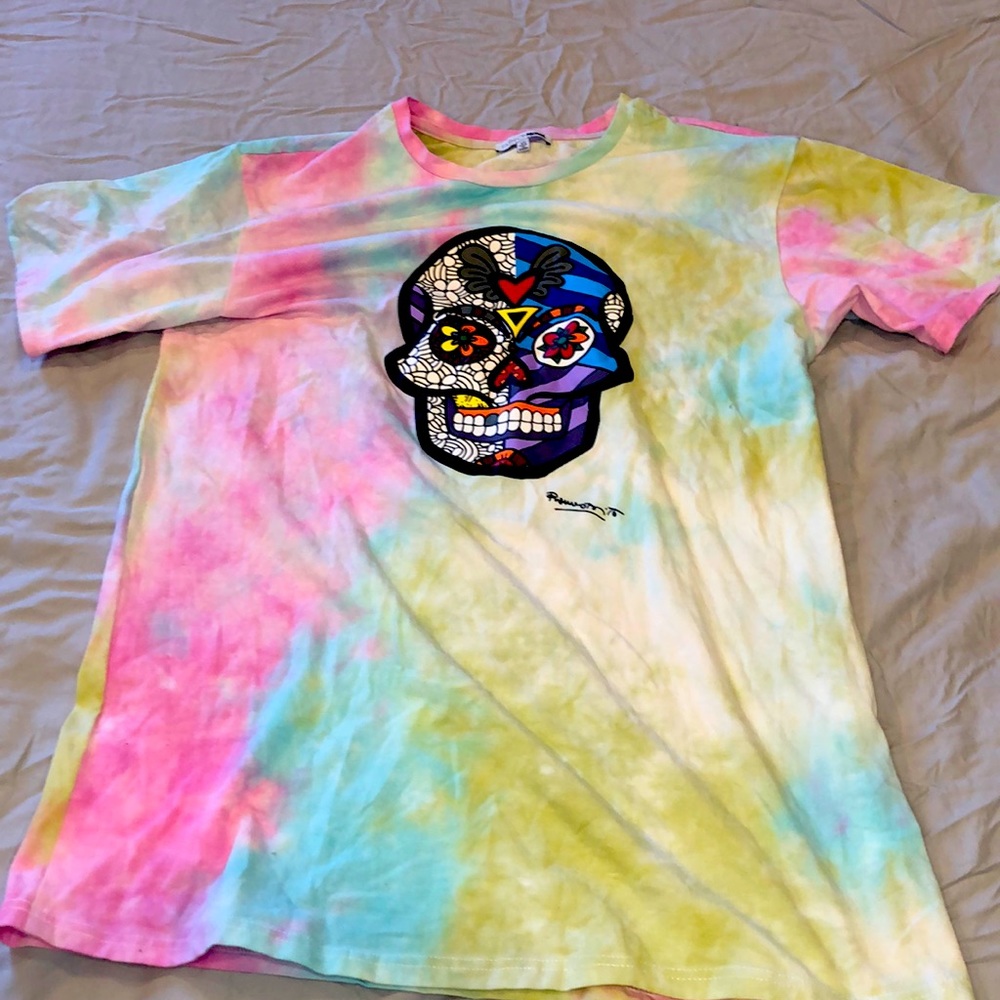 Tee shirt